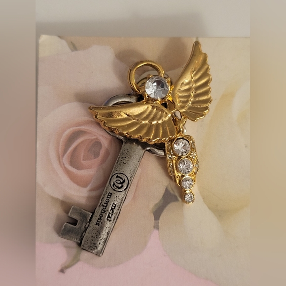 5for$25🥰Angel of Courage Pin Gold and Silver Toned Crystal Rhinestone STRENGTH - Picture 1 of 5